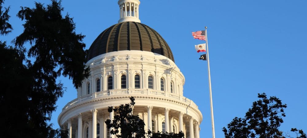 El Capitolio despenaliza los psicodélicos
