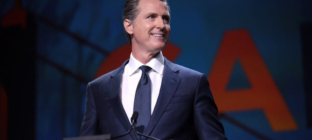 Newsom veta la despenalización de los psicodélicos